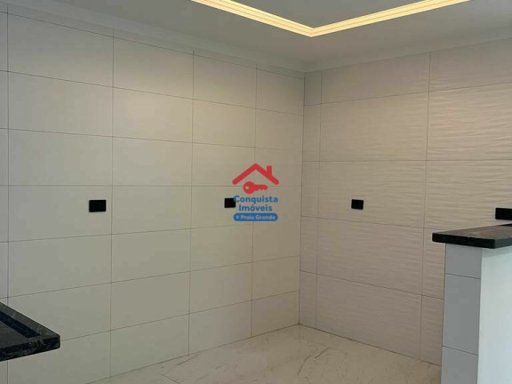 Imagem Sobrado com 2 Quartos à Venda, 95 m² em Maracanã - Praia Grande Imagem Sobrado com 2 Quartos à Venda, 95 m² em Maracanã - Praia Grande