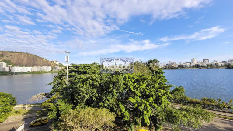 Imagem Apartamento com 4 Quartos à Venda, 220 m² em Lagoa - Rio De Janeiro