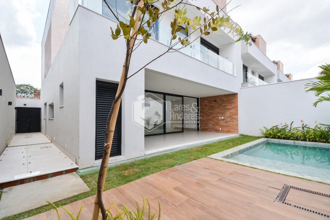 Imagem Casa com 3 Quartos à Venda, 331 m² em Planalto Paulista - São Paulo Imagem Casa com 3 Quartos à Venda, 331 m² em Planalto Paulista - São Paulo