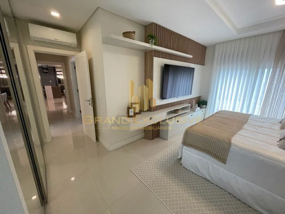 Imagem Apartamento com 3 Quartos à Venda, 399 m² em Centro - Balneário Camboriú Imagem Apartamento com 3 Quartos à Venda, 399 m² em Centro - Balneário Camboriú