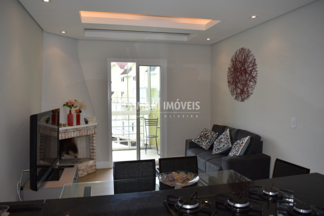 Imagem Imóvel com 2 Quartos à Venda, 75 m² em Região De Capivari - Campos Do Jordão Imagem Imóvel com 2 Quartos à Venda, 75 m² em Região De Capivari - Campos Do Jordão