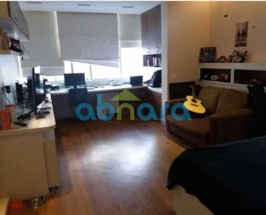 Imagem Apartamento com 4 Quartos à Venda, 267 m² em Copacabana - Rio De Janeiro Imagem Apartamento com 4 Quartos à Venda, 267 m² em Copacabana - Rio De Janeiro