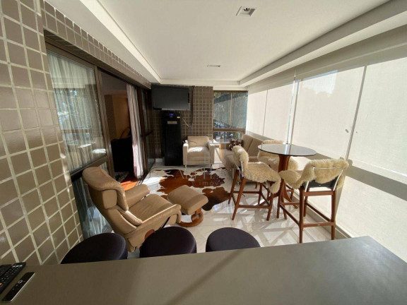 Imagem Apartamento com 4 Quartos à Venda, 288 m² em Alphaville - Barueri