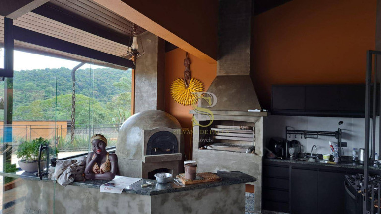 Imagem Casa com 8 Quartos à Venda, 850 m² em Serra Da Cantareira - Mairiporã Imagem Casa com 8 Quartos à Venda, 850 m² em Serra Da Cantareira - Mairiporã