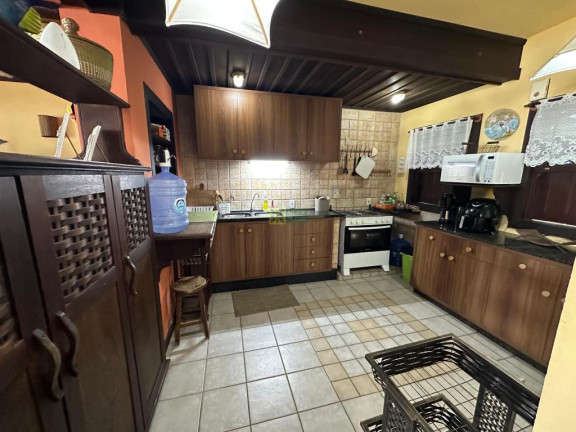 Imagem Casa com 6 Quartos para Alugar ou Temporada, 400 m² em Centro - Porto Belo Imagem Casa com 6 Quartos para Alugar ou Temporada, 400 m² em Centro - Porto Belo