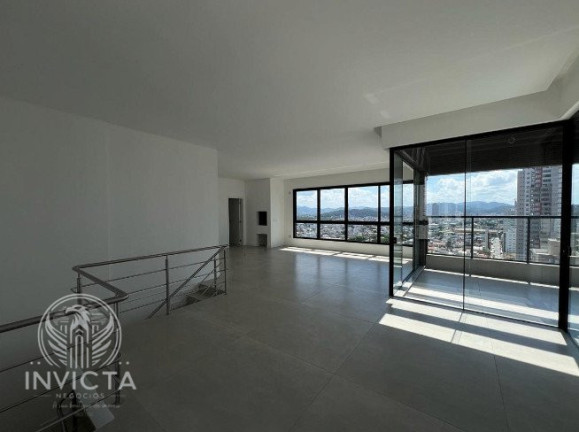 Imagem Cobertura com 4 Quartos à Venda, 264 m² em Centro - Balneário Camboriú