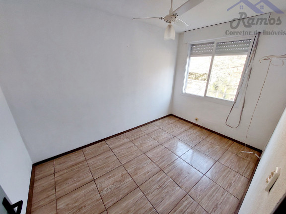 Imagem Imóvel com 2 Quartos à Venda, 46 m² em Cristal - Porto Alegre
