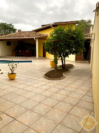 Imagem Casa com 6 Quartos à Venda, 375 m² em Centro - Ubatuba Imagem Casa com 6 Quartos à Venda, 375 m² em Centro - Ubatuba