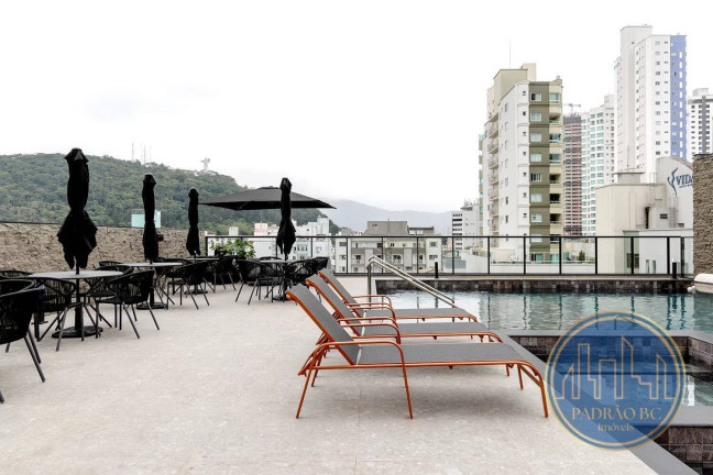Imagem Apartamento com 4 Quartos à Venda, 135 m² em Centro - Balneário Camboriú Imagem Apartamento com 4 Quartos à Venda, 135 m² em Centro - Balneário Camboriú