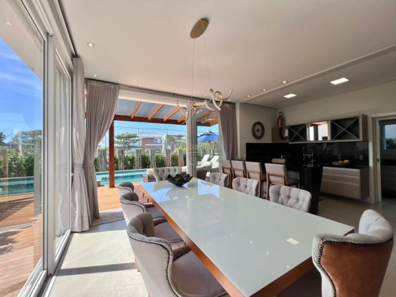 Imagem Casa com 4 Quartos à Venda, 320 m² em Condominio Capao Ilhas Resort - Capão Da Canoa Imagem Casa com 4 Quartos à Venda, 320 m² em Condominio Capao Ilhas Resort - Capão Da Canoa