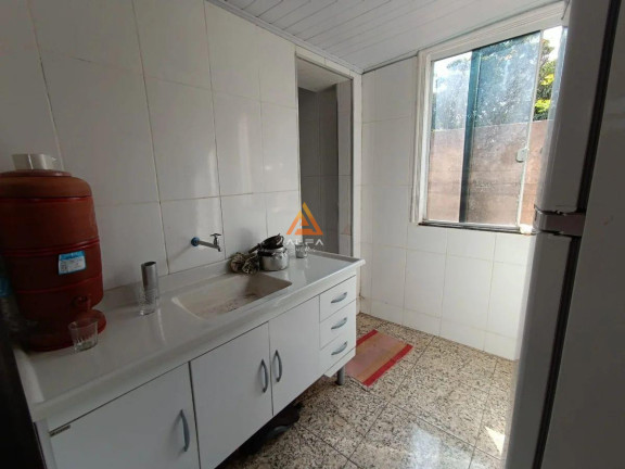 Imagem Casa com 4 Quartos à Venda, 55 m²