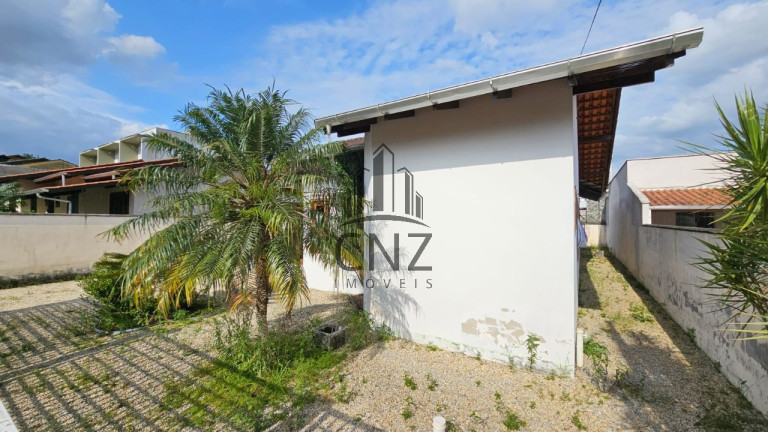 Imagem Casa com 2 Quartos à Venda, 120 m² em Dom Joaquim - Brusque