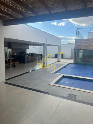 Imagem Casa com 3 Quartos à Venda, 530 m² em Centro - Paraopeba