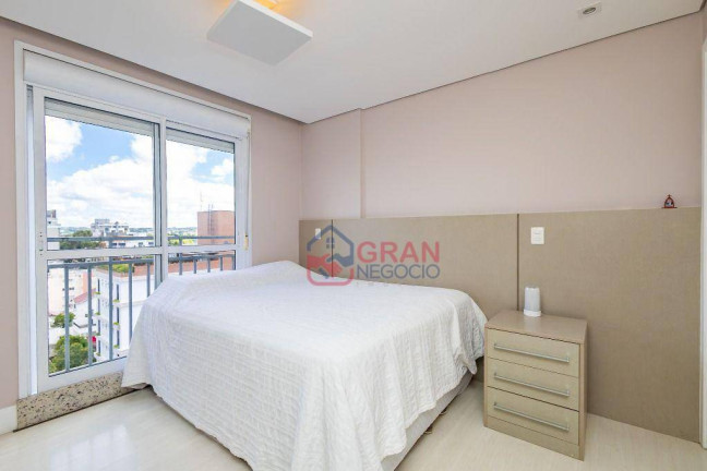Imagem Imóvel com 2 Quartos à Venda, 179 m² em Bacacheri - Curitiba Imagem Imóvel com 2 Quartos à Venda, 179 m² em Bacacheri - Curitiba