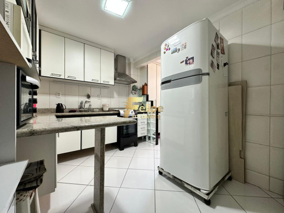 Imagem Imóvel com 3 Quartos à Venda, 129 m² em Itapuã - Vila Velha