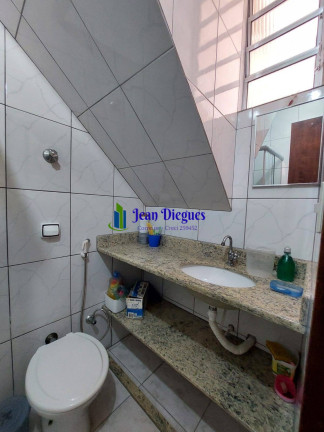 Sobrado com 3 Quartos à Venda, 235 m² em Vila Guilhermina - Praia Grande
