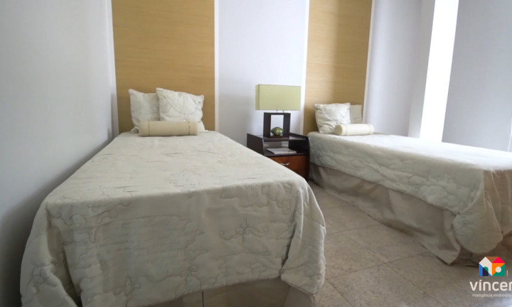 Imagem Casa com 5 Quartos à Venda, 803 m² em Residencial Aldeia Do Vale - Goiânia