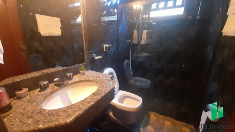 Imagem Casa com 5 Quartos à Venda, 320 m² em Ibituruna - Montes Claros Imagem Casa com 5 Quartos à Venda, 320 m² em Ibituruna - Montes Claros
