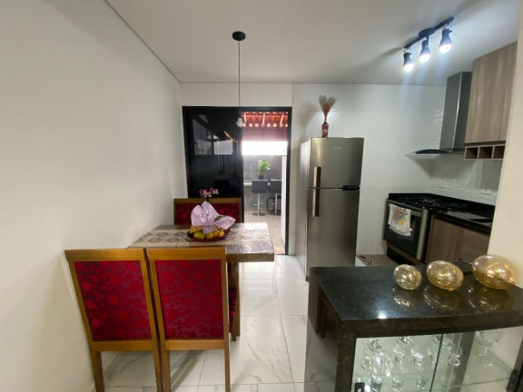 Imagem Sobrado com 2 Quartos à Venda, 118 m² em Chácaras Ceres - Suzano Imagem Sobrado com 2 Quartos à Venda, 118 m² em Chácaras Ceres - Suzano