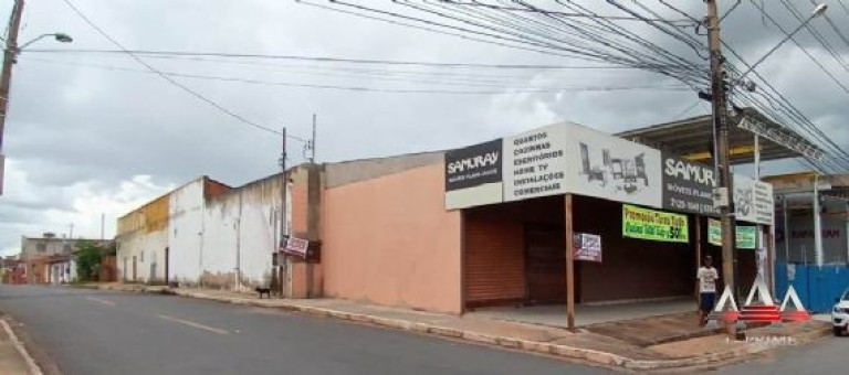 Galpão à Venda, 1.064 m² em Jardim Renascer - Cuiabá