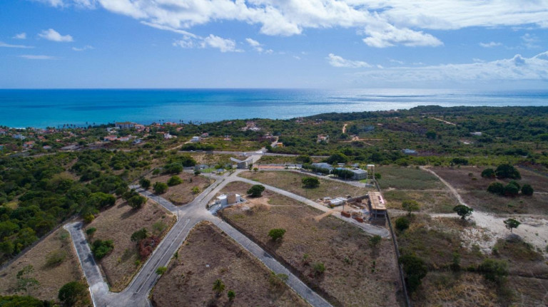 Terreno à Venda, 300 m² em Conde - Conde