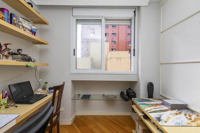 Imagem Apartamento com 3 Quartos à Venda, 85 m² em Batel - Curitiba
