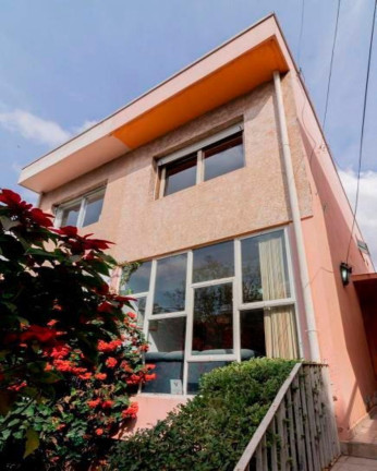 Sobrado com 3 Quartos à Venda,  em Moema - São Paulo