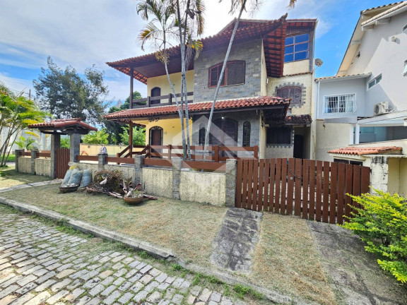 Imagem Casa com 4 Quartos à Venda, 300 m² em Barra Da Tijuca - Rio De Janeiro Imagem Casa com 4 Quartos à Venda, 300 m² em Barra Da Tijuca - Rio De Janeiro