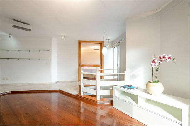 Imagem Imóvel com 3 Quartos à Venda, 287 m² em Moema - São Paulo
