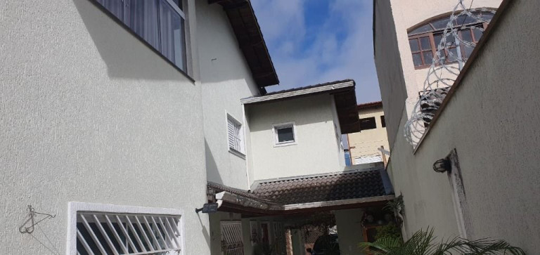 Imagem Sobrado com 3 Quartos à Venda ou Locação, 250 m² em Jardim Medina - Poá Imagem Sobrado com 3 Quartos à Venda ou Locação, 250 m² em Jardim Medina - Poá