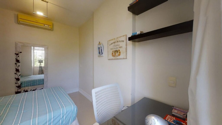 Imagem Imóvel com 2 Quartos à Venda, 75 m² em Lagoa - Rio De Janeiro Imagem Imóvel com 2 Quartos à Venda, 75 m² em Lagoa - Rio De Janeiro