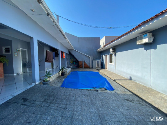 Imagem Casa com 4 Quartos à Venda, 575 m² em Centro - São José Imagem Casa com 4 Quartos à Venda, 575 m² em Centro - São José