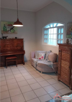 Imagem Casa com 4 Quartos à Venda, 214 m² em Jardim Santa Maria - Jacareí Imagem Casa com 4 Quartos à Venda, 214 m² em Jardim Santa Maria - Jacareí