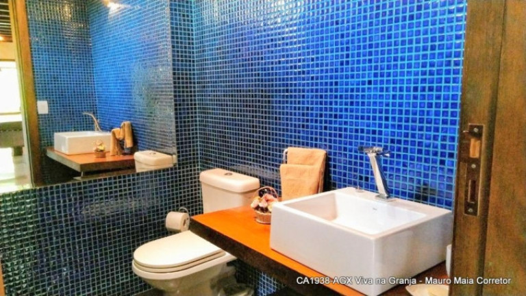 Imagem Casa com 4 Quartos à Venda, 3.200 m² em Chácara Dos Lagos - Carapicuíba Imagem Casa com 4 Quartos à Venda, 3.200 m² em Chácara Dos Lagos - Carapicuíba