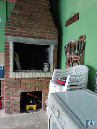 Imagem Sobrado com 2 Quartos à Venda, 144 m² em Centro - Pelotas