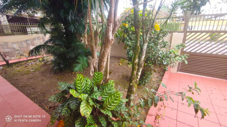 Imagem Casa com 4 Quartos à Venda, 230 m² em Balneario Florida - Praia Grande Imagem Casa com 4 Quartos à Venda, 230 m² em Balneario Florida - Praia Grande
