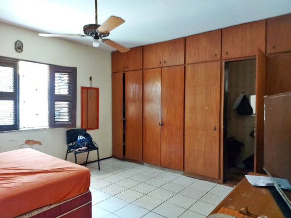 Imagem Casa com 5 Quartos à Venda, 330 m² em José Bonifácio - Fortaleza