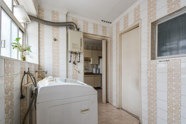 Imagem Apartamento com 3 Quartos à Venda, 135 m² em Moema - São Paulo