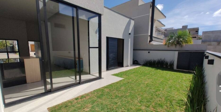 Imagem Casa de Condomínio com 3 Quartos à Venda, em Bragança Paulista Imagem Casa de Condomínio com 3 Quartos à Venda, em Bragança Paulista