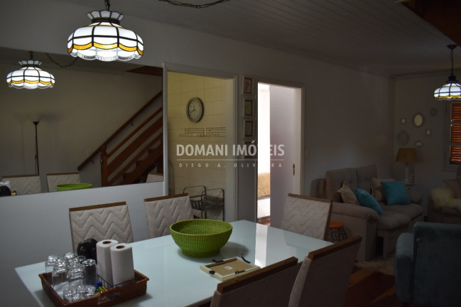 Imagem Imóvel com 2 Quartos à Venda, 124 m² em Região De Capivari - Campos Do Jordão Imagem Imóvel com 2 Quartos à Venda, 124 m² em Região De Capivari - Campos Do Jordão