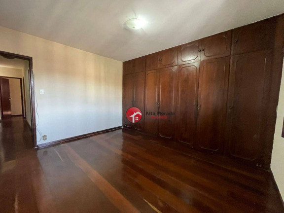 Imagem Casa com 4 Quartos para Alugar, 218 m² em Planalto - Belo Horizonte