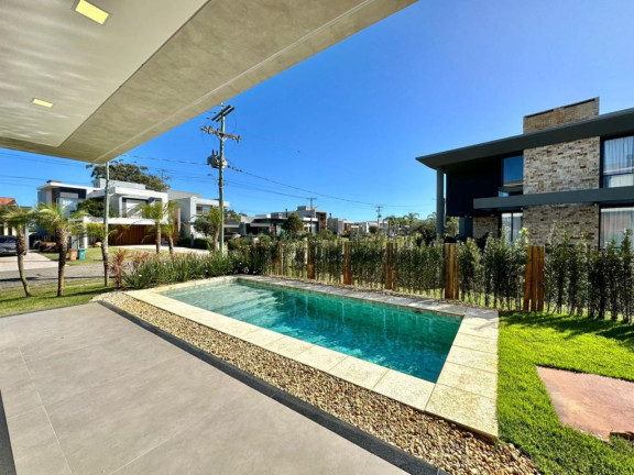 Imagem Casa com 5 Quartos à Venda, 330 m² em -- - Capao Da Canoa Imagem Casa com 5 Quartos à Venda, 330 m² em -- - Capao Da Canoa