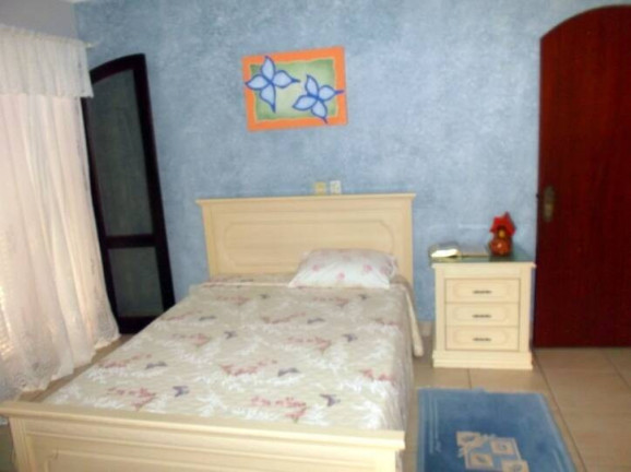 Imagem Casa com 5 Quartos à Venda,  em Bougainvillee 1 - Peruíbe