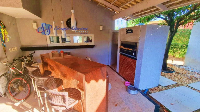 Imagem Casa com 4 Quartos à Venda, 350 m² em Eusébio - Eusébio Imagem Casa com 4 Quartos à Venda, 350 m² em Eusébio - Eusébio