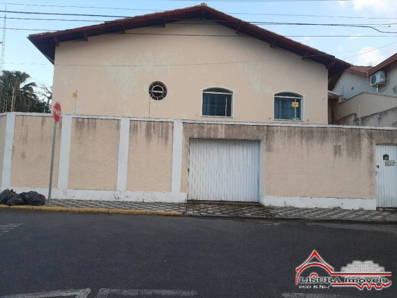 Imagem Casa com 3 Quartos à Venda, 247 m² em Centro - Jacareí Imagem Casa com 3 Quartos à Venda, 247 m² em Centro - Jacareí