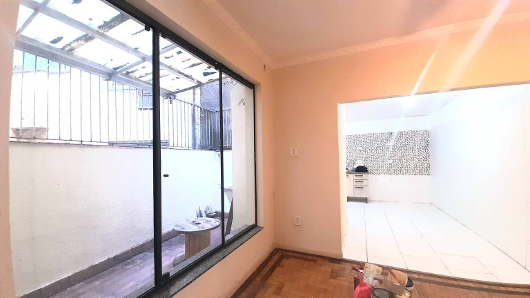 Imagem Apartamento com 3 Quartos à Venda, 89 m² em Petrópolis - Porto Alegre