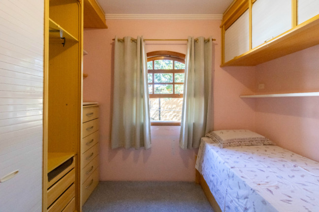 Imagem Casa com 3 Quartos à Venda, 331 m² em Vila Galvão - Guarulhos Imagem Casa com 3 Quartos à Venda, 331 m² em Vila Galvão - Guarulhos
