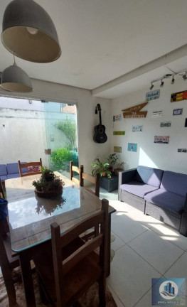 Imagem Casa de Condomínio com 2 Quartos à Venda, 86 m² em Três Vendas - Pelotas Imagem Casa de Condomínio com 2 Quartos à Venda, 86 m² em Três Vendas - Pelotas