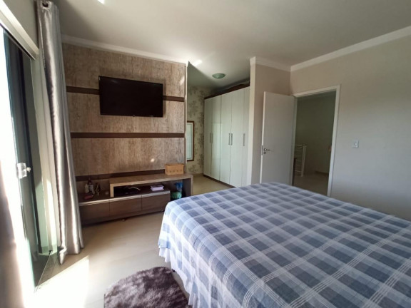 Imagem Casa com 3 Quartos à Venda, 174 m² em Jardim Fregadoli - Maringá