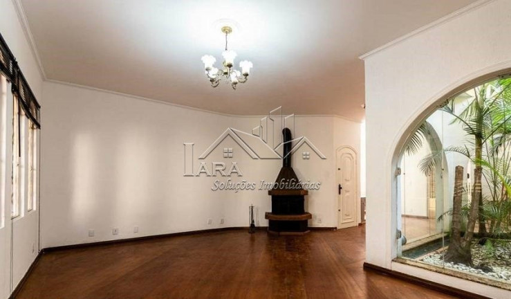 Imagem Sobrado com 4 Quartos à Venda, 580 m² em Burgo Paulista - Sao Paulo